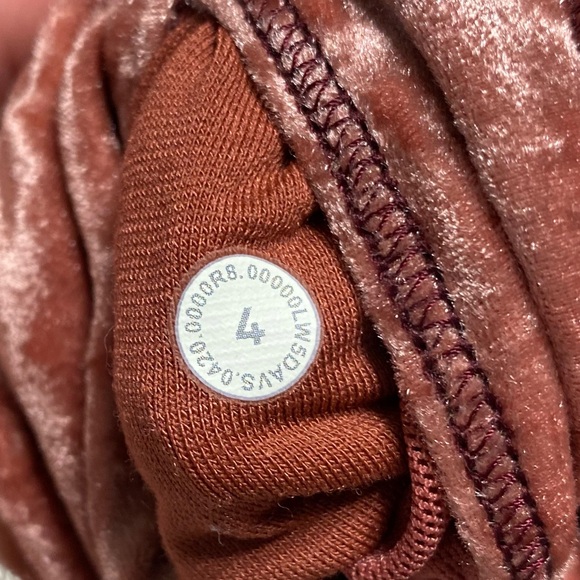 lululemon | size 4 crushed velvet Wunder  28" HR tight in Soft Cranberry - Picture 8 of 9